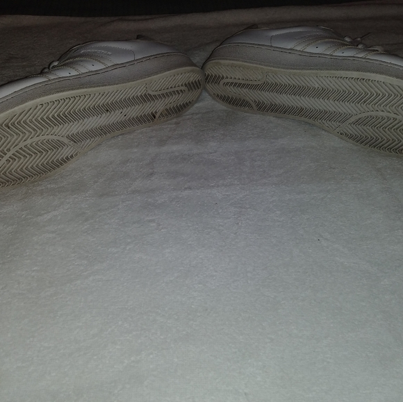 Shoes - Picture 5 of 6